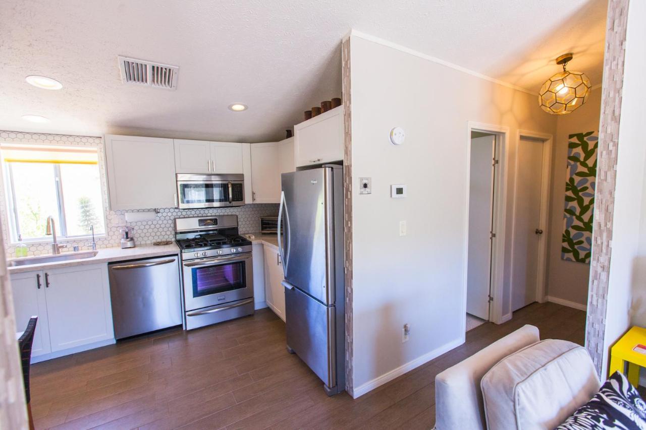 @ Marbella Lane - 10 Acres Oasis Desert Retreat! Joshua Tree Esterno foto